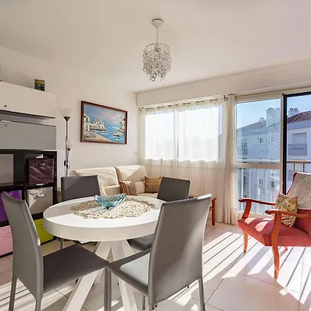 Apartment Lumineux En Centre-ville A 200m De La Plage, Vue Imprenable, Ascenseur - Fr-1-4-694 Saint-Jean-de-Luz